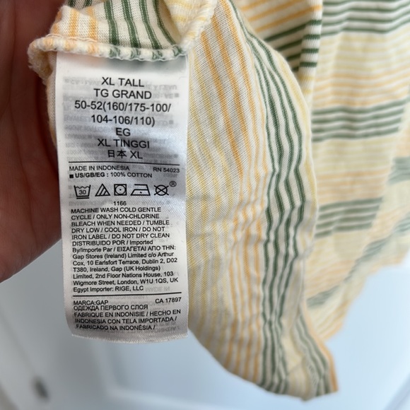 Gap Striped T-shirt - Picture 5 of 5